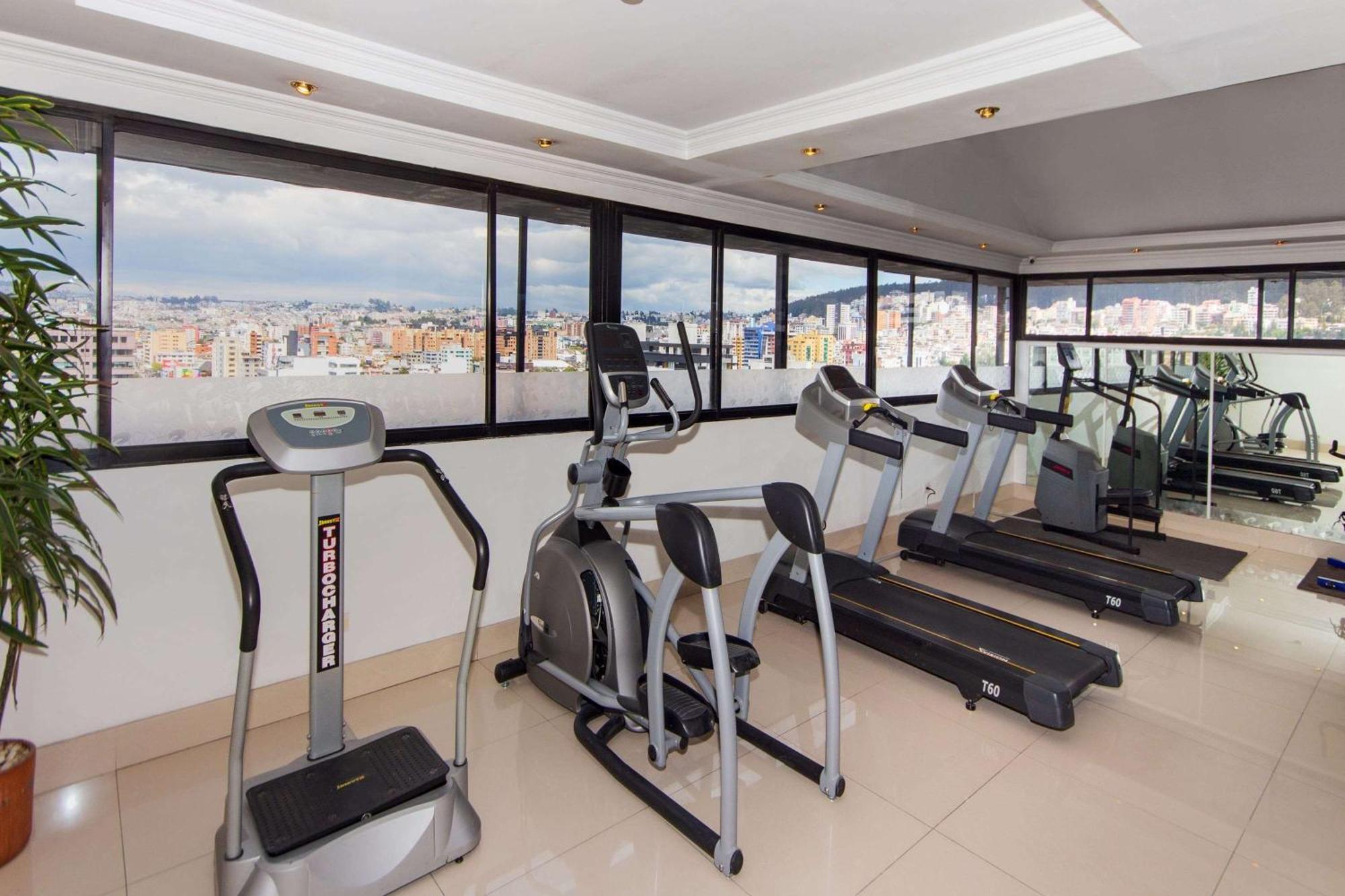 La Quinta By Wyndham Quito Hotel Kültér fotó
